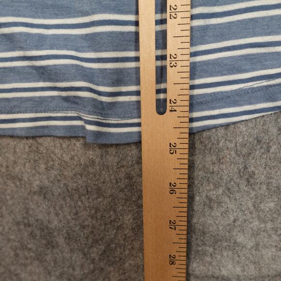 Left of Center Top Womens Extra Small Petite Split Flutter Sleeve V-Neck Striped - Picture 8 of 9